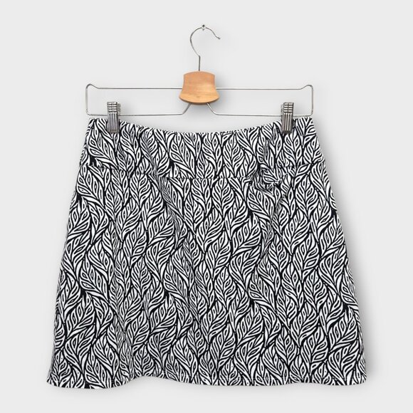 NWOT IBKUL Golf Women's Skort Print (Black/White) - Small - Picture 2 of 2